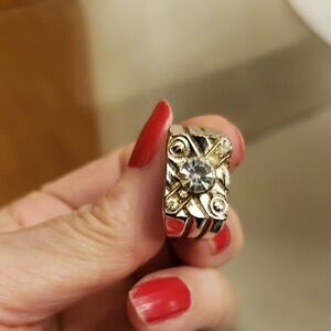 Elegant Steinless Stell men's Ring